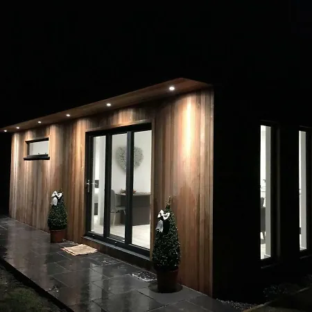 Parkknott Retreat Luxury With Private Hot Tub